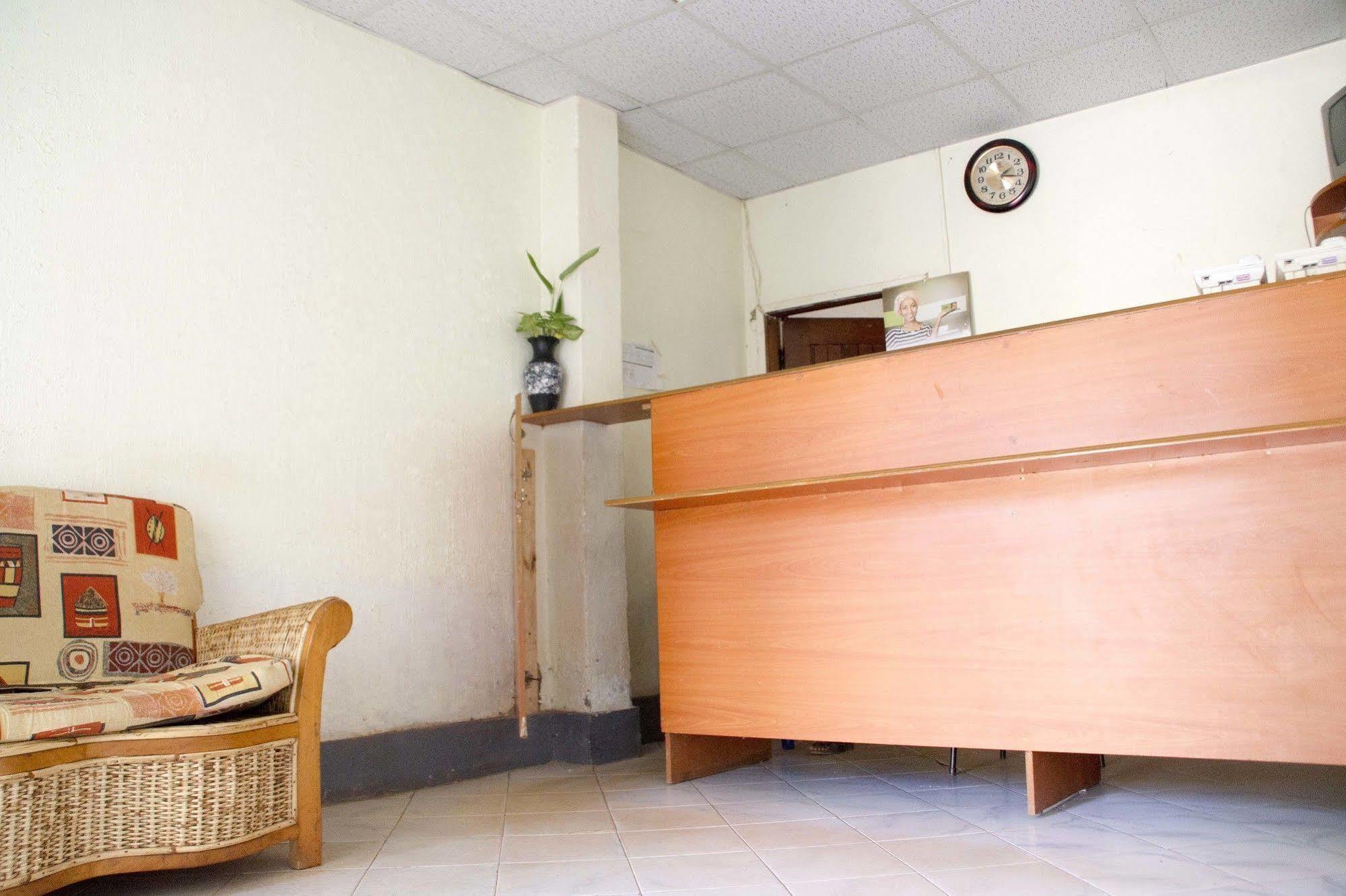 Keba Inn Lyamutundwe Exteriör bild